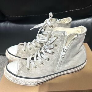 Used Converse All Star Chuck Taylor side zipper shimmery gold size 2